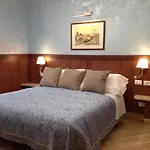 Residenza Matteucci 4* 로마